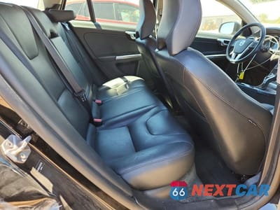 Zdjęcie 10 z 12 samochodu: 2016 VOLVO V60 T5 PREMIER VIN:YV140MEK2G1307106 - miniatura