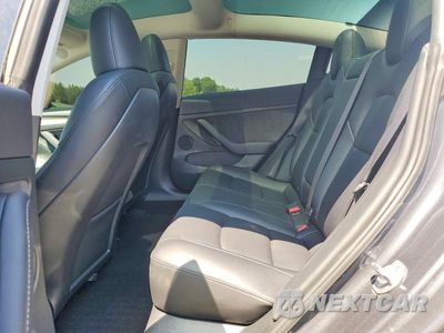 Zdjęcie 10 z 12 samochodu: 2023 TESLA MODEL 3 VIN:5YJ3E1EA2PF664110 - miniatura