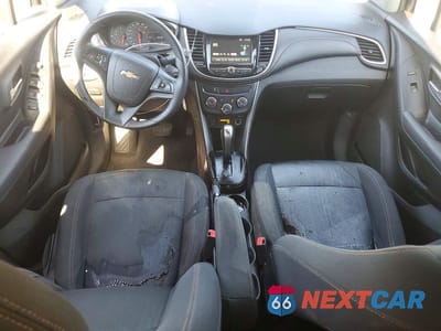 Zdjęcie 8 z 13 samochodu: 2017 CHEVROLET TRAX 1LT VIN:3GNCJLSB8HL154486 - miniatura