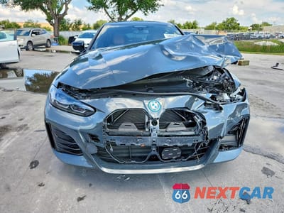 Piąte zdjęcie samochodu w środku: 2023 BMW I4 EDRIVE 40 VIN:WBY73AW0XPFP87984 - miniatura