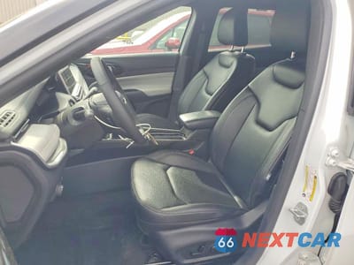 Zdjęcie 7 z 13 samochodu: 2025 JEEP COMPASS LIMITED VIN:3C4NJDCN2ST619433 - miniatura