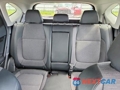 Zdjęcie 10 z 13 samochodu: 2023 KIA SELTOS NIGHTFALL VIN:KNDEUCA20P7371060 - miniatura