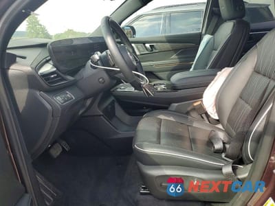 Zdjęcie 7 z 13 samochodu: 2026 BUICK ENCLAVE AVENIR VIN:5GAEVCKS2TJ151980 - miniatura