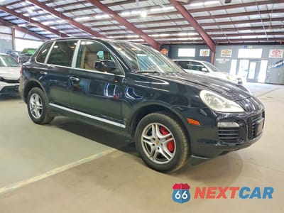 Czwarte zdjęcie samochodu z boku: 2008 PORSCHE CAYENNE TURBO VIN:WP1AC29P78LA83412 - miniatura