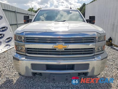 Piąte zdjęcie samochodu w środku: 2017 CHEVROLET SILVERADO C2500 HEAVY DUTY VIN:1GB2CUEG0HZ356991 - miniatura