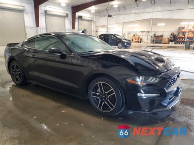 Czwarte zdjęcie samochodu z boku: 2020 FORD MUSTANG VIN:1FA6P8TH2L5148704 - miniatura