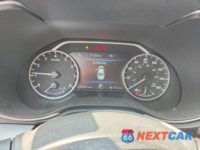 Zdjęcie 9 z 12 samochodu: 2017 NISSAN MAXIMA 3.5 SL VIN:1N4AA6AP3HC437457 - miniatura