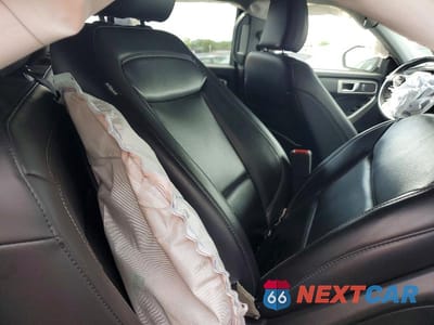 Zdjęcie 11 z 13 samochodu: 2021 FORD EXPLORER XLT VIN:1FMSK8DH6MGB98383 - miniatura