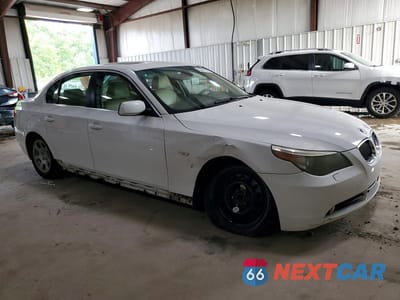 Czwarte zdjęcie samochodu z boku: 2004 BMW 525 I VIN:WBANA53574B847371 - miniatura