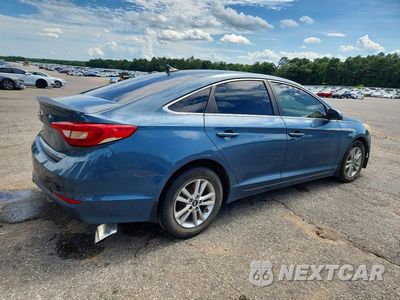Trzecie zdjęcie samochodu z tyłu: 2015 HYUNDAI SONATA SE VIN:5NPE24AF6FH218143 - miniatura