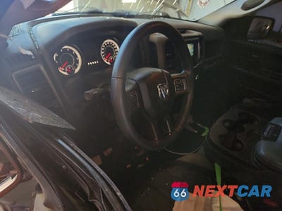 Zdjęcie 8 z 12 samochodu: 2019 RAM 1500 CLASSIC TRADESMAN VIN:1C6RR7FT6KS517597 - miniatura