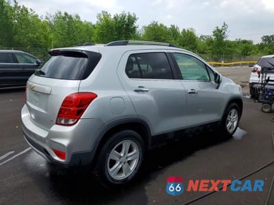 Trzecie zdjęcie samochodu z tyłu: 2017 CHEVROLET TRAX 1LT VIN:3GNCJLSB0HL208136 - miniatura