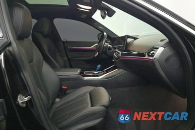 Piąte zdjęcie samochodu w środku: 2023 BMW I4 EDRIVE 40 VIN:WBY73AW05PFN48939 - miniatura