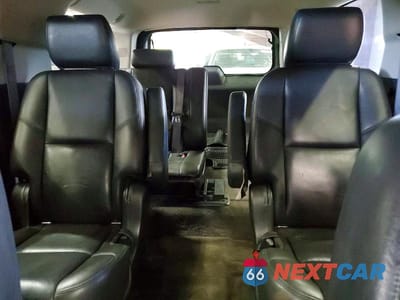 Zdjęcie 10 z 13 samochodu: 2011 GMC YUKON XL DENALI VIN:1GKS2MEF6BR274166 - miniatura
