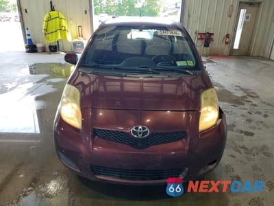 Piąte zdjęcie samochodu w środku: 2009 TOYOTA YARIS BASE VIN:JTDKT903595252034 - miniatura
