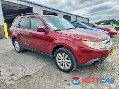Czwarte zdjęcie samochodu z boku: 2011 SUBARU FORESTER 2.5X PREMIUM VIN:JF2SHADC2BH730817 - miniatura