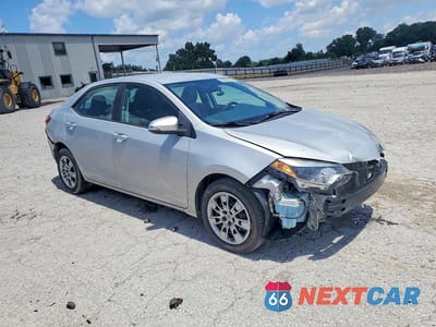 Czwarte zdjęcie samochodu z boku: 2016 TOYOTA COROLLA S VIN:2T1BURHE1GC631437 - miniatura