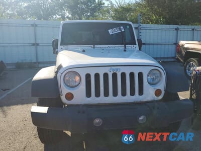 Piąte zdjęcie samochodu w środku: 2008 JEEP WRANGLER UNLIMITED X VIN:1J4GA39118L543841 - miniatura