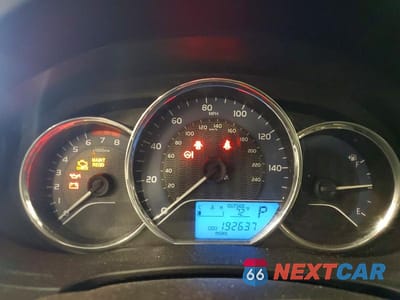 Zdjęcie 9 z 12 samochodu: 2014 TOYOTA COROLLA LE VIN:5YFBURHE2EP104102 - miniatura