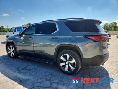Drugie zdjęcie samochodu z przodu: 2022 CHEVROLET TRAVERSE LT VIN:1GNERHKWXNJ128900 - miniatura