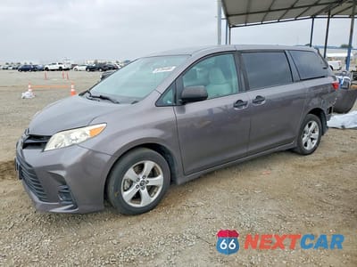 2019 TOYOTA SIENNA L 7-PASSENGER 5TDZZ3DC0KS969879 - główne zdjęcie licytacji z USA - miniatura