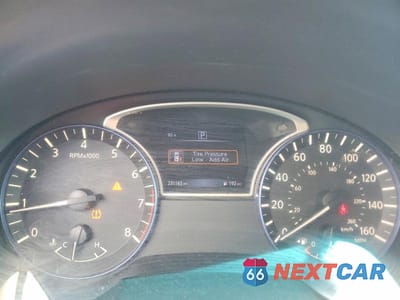 Zdjęcie 9 z 12 samochodu: 2017 NISSAN ALTIMA 2.5 SR VIN:1N4AL3AP1HC204962 - miniatura