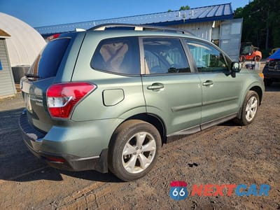 Trzecie zdjęcie samochodu z tyłu: 2016 SUBARU FORESTER 2.5I PREMIUM VIN:JF2SJADCXGH540985 - miniatura
