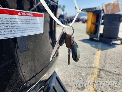 Zdjęcie 8 z 10 samochodu: 2018 VESPA GTS 250 VIN:ZAPMA39L2J5100357 - miniatura