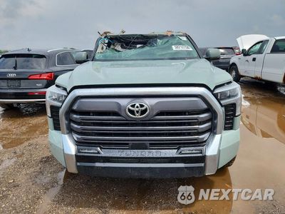 Piąte zdjęcie samochodu w środku: 2024 TOYOTA TUNDRA CREWMAX LIMITED VIN:5TFJA5DB6RX172144 - miniatura