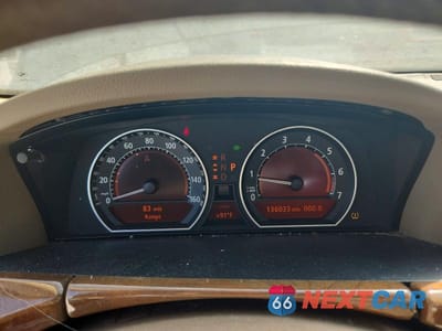 Zdjęcie 9 z 12 samochodu: 2007 BMW 750 VIN:WBAHN83517DT74546 - miniatura