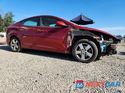 Czwarte zdjęcie samochodu z boku: 2013 HYUNDAI ELANTRA GLS VIN:5NPDH4AEXDH365502 - miniatura