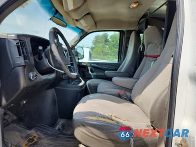 Zdjęcie 7 z 13 samochodu: 2011 CHEVROLET EXPRESS VIN:1GCWGGCA9B1144940 - miniatura