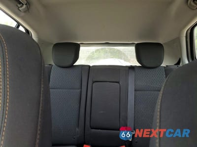 Zdjęcie 10 z 13 samochodu: 2018 CHEVROLET TRAX LS VIN:3GNCJNSB7JL223203 - miniatura