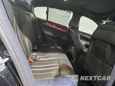 Zdjęcie 10 z 12 samochodu: 2021 BMW 540 XI VIN:WBA73BJ05MWW98220 - miniatura
