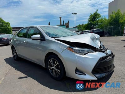 2018 TOYOTA COROLLA LE 2T1BURHE8JC993613 - główne zdjęcie licytacji z USA - miniatura