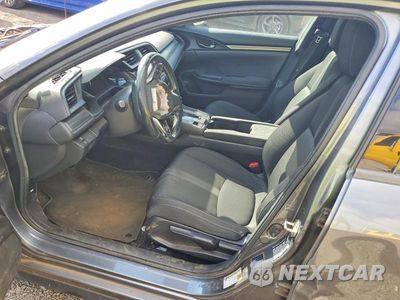 Zdjęcie 7 z 12 samochodu: 2017 HONDA CIVIC SPORT VIN:SHHFK7H44HU425723 - miniatura