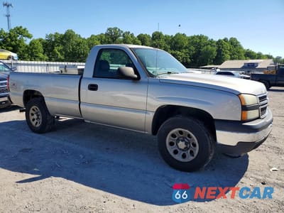 Czwarte zdjęcie samochodu z boku: 2007 CHEVROLET SILVERADO K1500 CLASSIC VIN:3GCEK14X57G183995 - miniatura