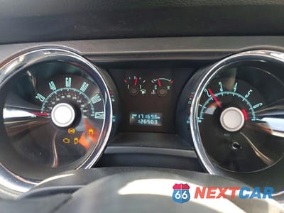 Zdjęcie 9 z 12 samochodu: 2010 FORD MUSTANG VIN:1ZVBP8ANXA5176388 - miniatura