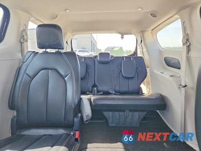 Zdjęcie 10 z 13 samochodu: 2023 CHRYSLER PACIFICA TOURING L VIN:2C4RC1BG2PR620900 - miniatura