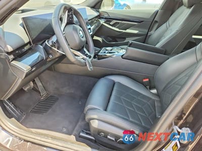 Zdjęcie 7 z 13 samochodu: 2025 BMW 530 I VIN:WBA43FJ01SCU59689 - miniatura