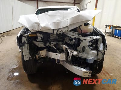 Piąte zdjęcie samochodu w środku: 2025 TOYOTA TACOMA SR VIN:3TYJDAHNXST038984 - miniatura