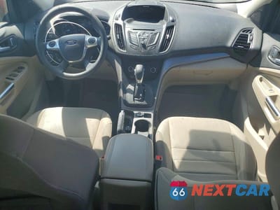 Zdjęcie 8 z 13 samochodu: 2016 FORD ESCAPE SE VIN:1FMCU0G71GUB60827 - miniatura