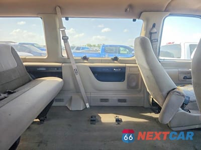 Zdjęcie 11 z 13 samochodu: 1999 FORD ECONOLINE E350 SUPER DUTY WAGON VIN:1FBSS31F5XHB20724 - miniatura