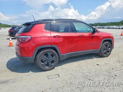 Trzecie zdjęcie samochodu z tyłu: 2019 JEEP COMPASS LATITUDE VIN:3C4NJCBB2KT844288 - miniatura