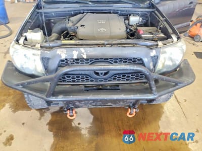 Zdjęcie 11 z 12 samochodu: 2011 TOYOTA TACOMA ACCESS CAB VIN:5TFUU4EN4BX012079 - miniatura
