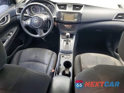 Zdjęcie 8 z 12 samochodu: 2018 NISSAN SENTRA SR VIN:3N1AB7AP8JY252267 - miniatura