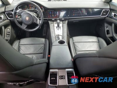 Zdjęcie 8 z 12 samochodu: 2013 PORSCHE PANAMERA 2 VIN:WP0AA2A71DL015779 - miniatura