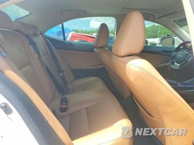Zdjęcie 10 z 12 samochodu: 2016 LEXUS IS 200T VIN:JTHBA1D23G5008323 - miniatura