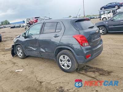 Drugie zdjęcie samochodu z przodu: 2019 CHEVROLET TRAX LS VIN:3GNCJKSB2KL158731 - miniatura