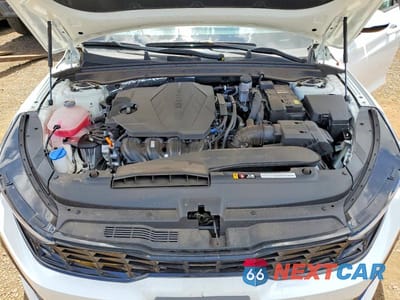Zdjęcie 12 z 13 samochodu: 2025 KIA K5 LXS VIN:KNAG24J70S5359041 - miniatura